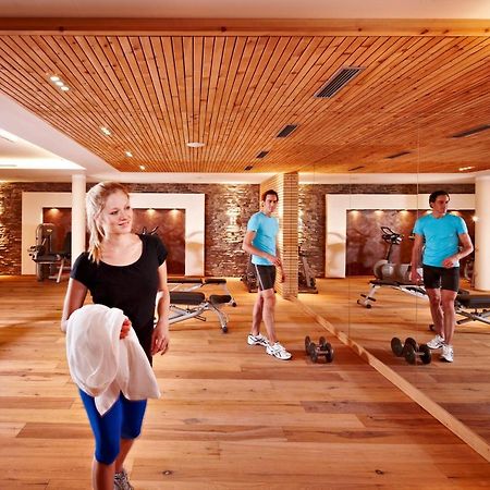 Hotel Berghof Crystal Spa & Sports Тукс Екстериор снимка
