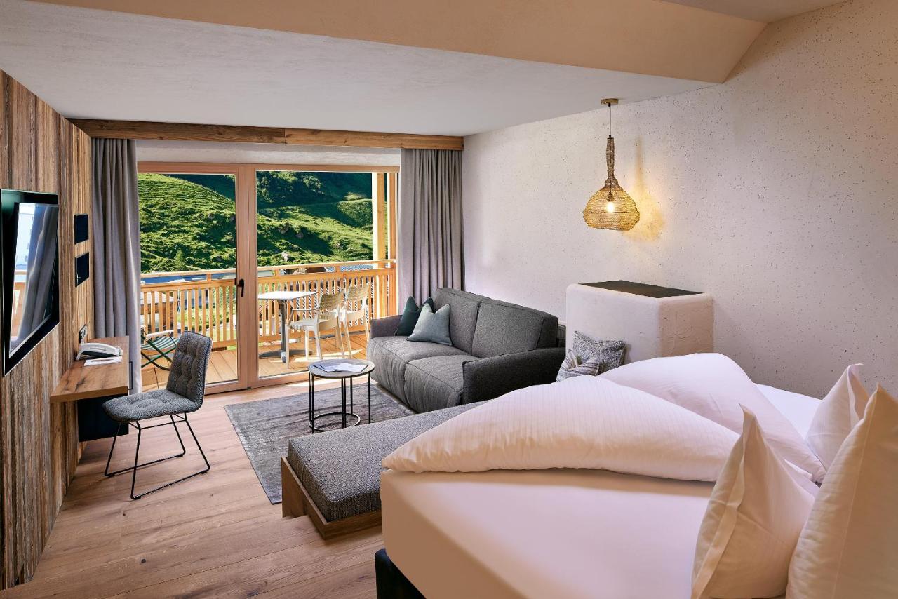Hotel Berghof Crystal Spa & Sports Тукс Екстериор снимка