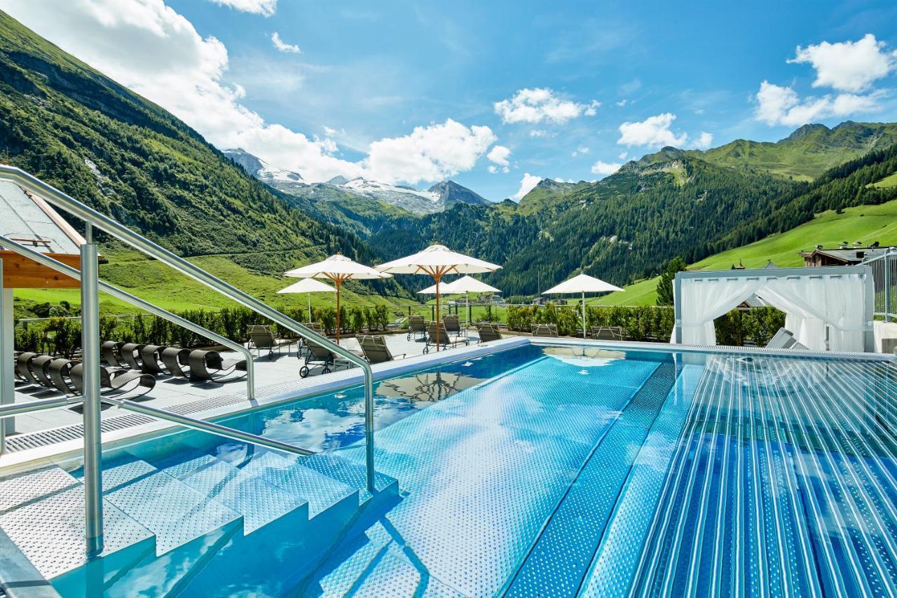 Hotel Berghof Crystal Spa & Sports Тукс Екстериор снимка