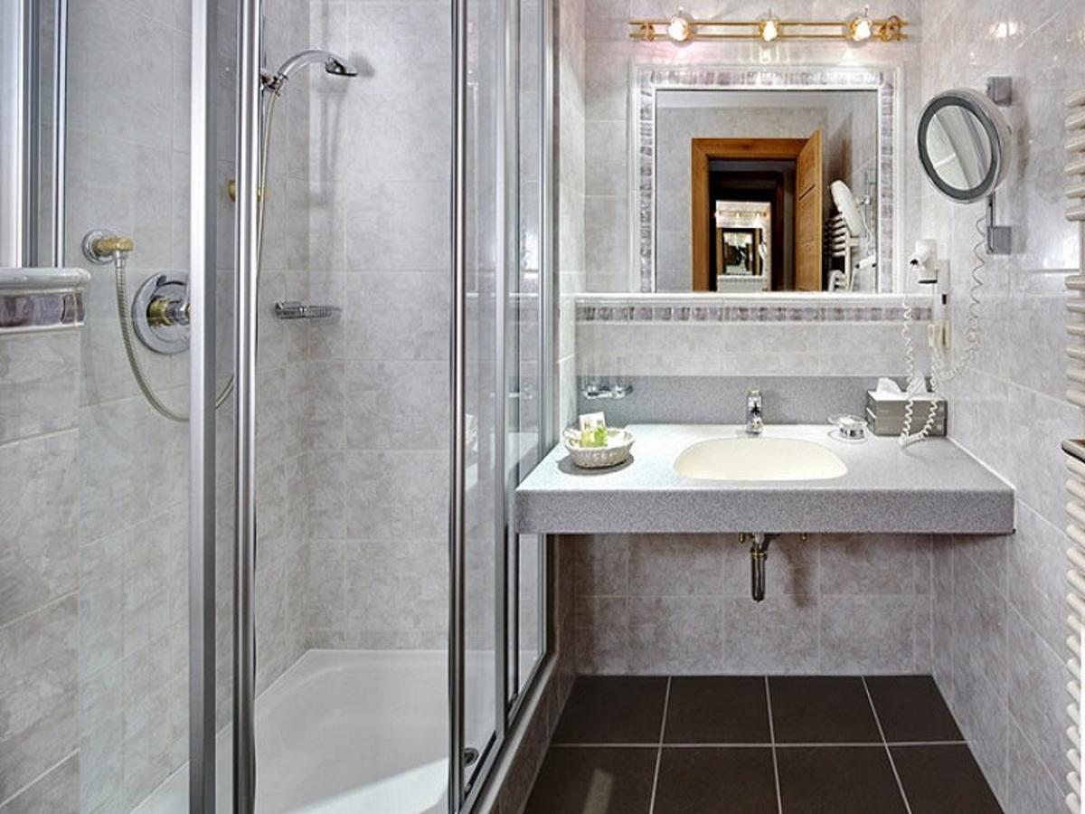 Hotel Berghof Crystal Spa & Sports Тукс Екстериор снимка