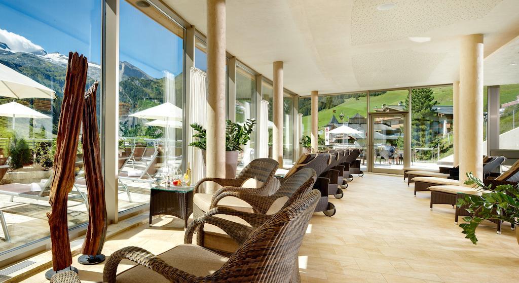 Hotel Berghof Crystal Spa & Sports Тукс Екстериор снимка