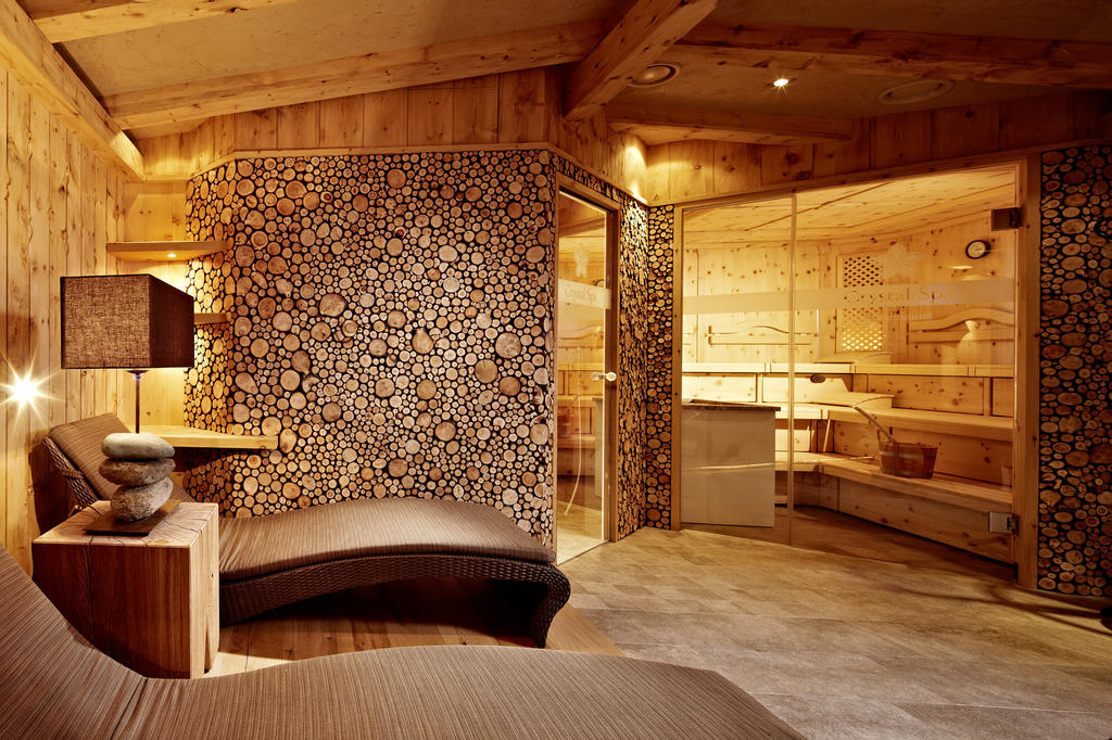 Hotel Berghof Crystal Spa & Sports Тукс Екстериор снимка